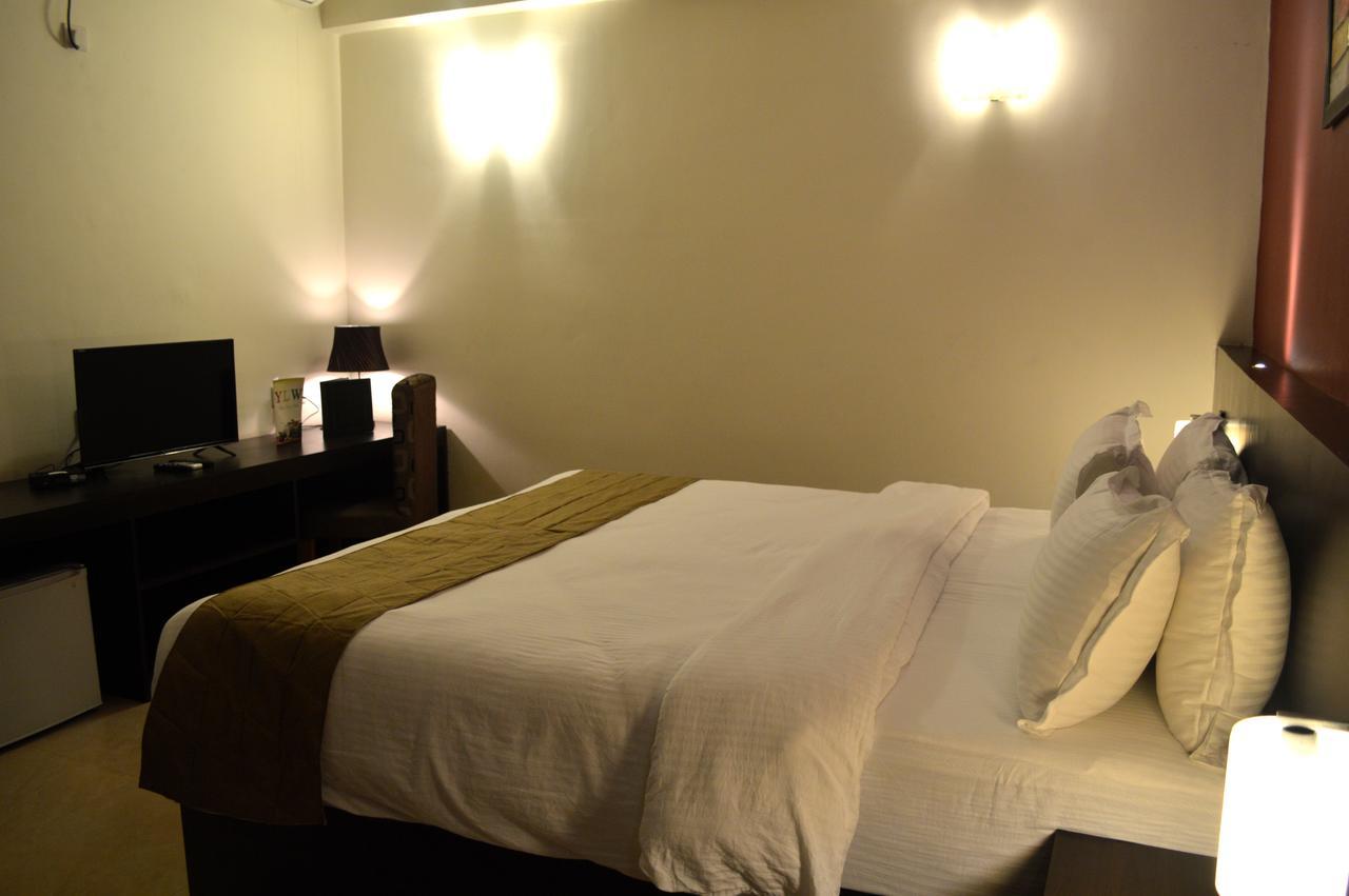 Hotel Grand Tizu Dimāpur Esterno foto