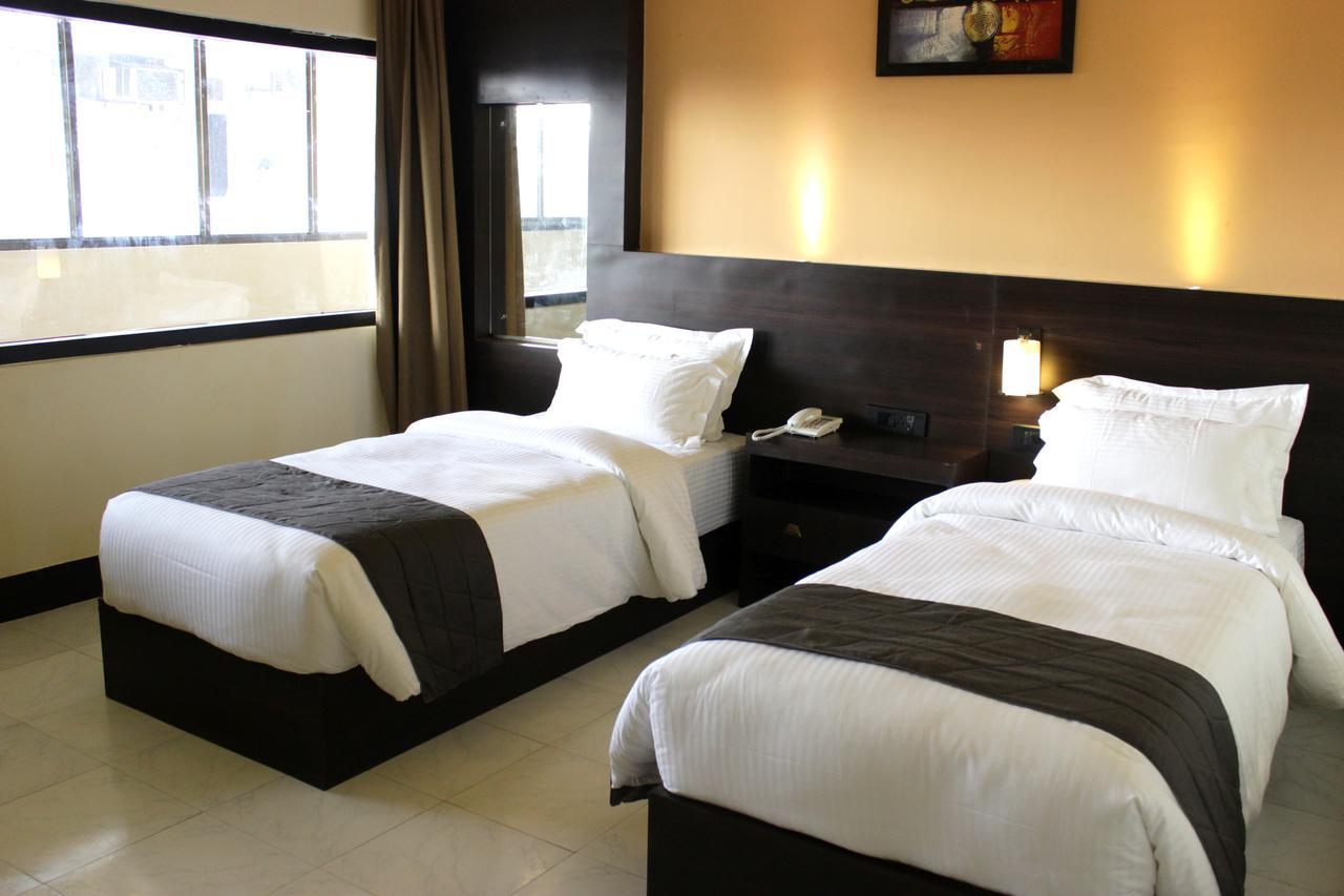 Hotel Grand Tizu Dimāpur Esterno foto